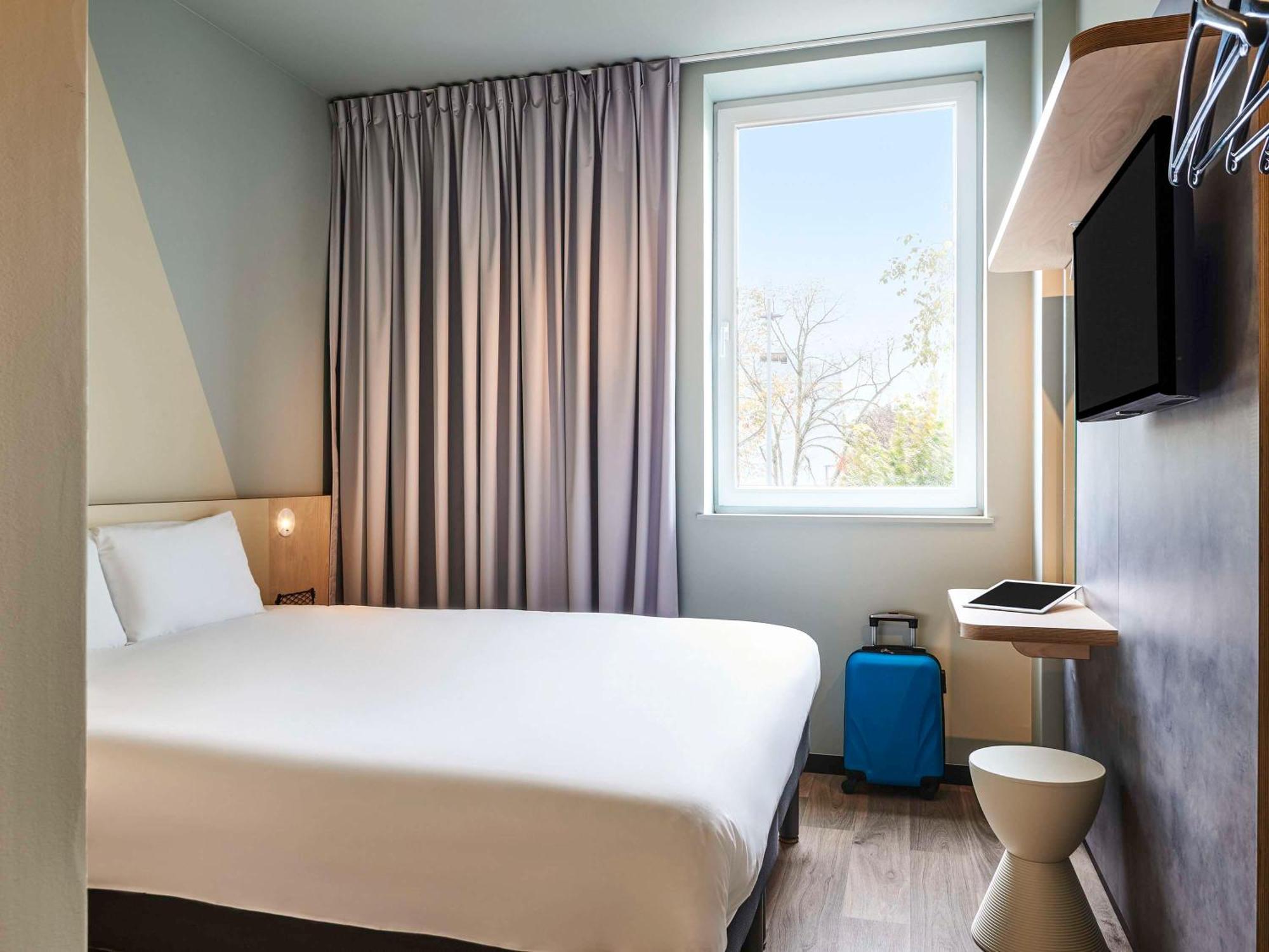 Ibis Budget Épinal Esterno foto